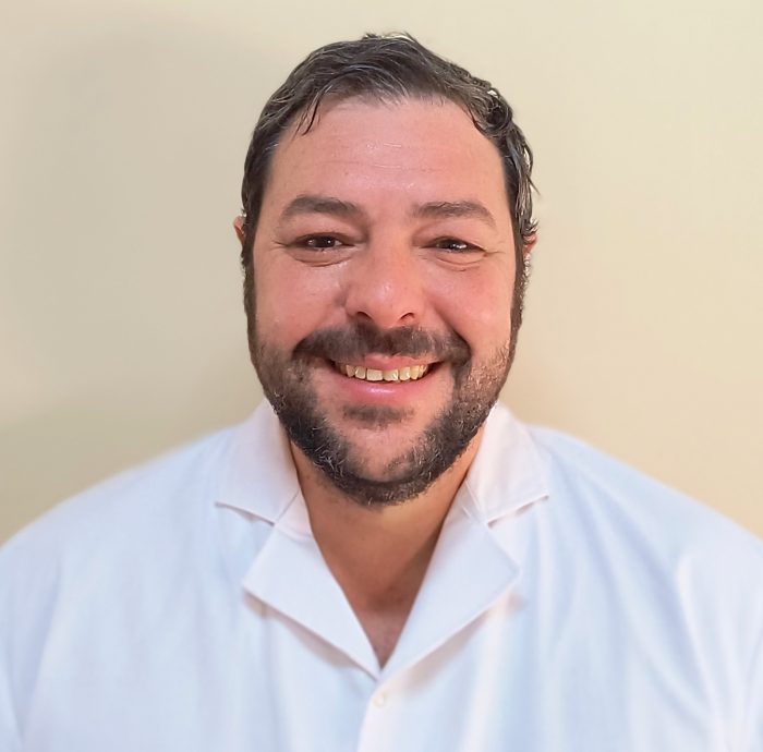 Dr. Fernando Chacón